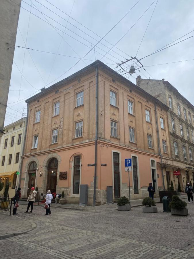 1 Minute To Rynok Square Apartment Liov Exterior foto