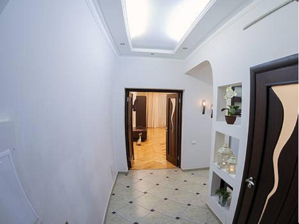 1 Minute To Rynok Square Apartment Liov Cameră foto